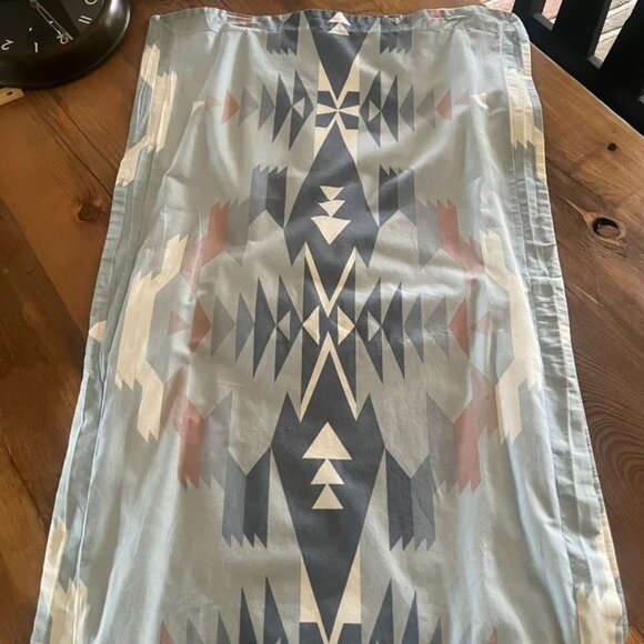 Pendleton Avra Valley King-Sized Pillow Shams Southwestern Motif Cotton - Picture 2 of 5